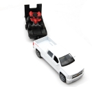Модель Chevrolet белого цвета с красным квадроциклом 1:43 19535B   959-0045